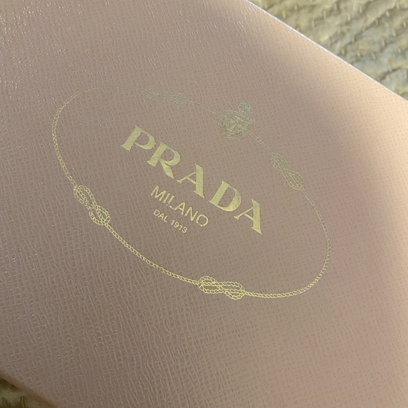 Prada loafers - Picture 4 of 4